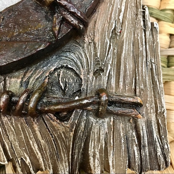 🎈🎈🎈Western horseshoe picture frame. Barb wire nails wood plank  rustic frame - Picture 9 of 9